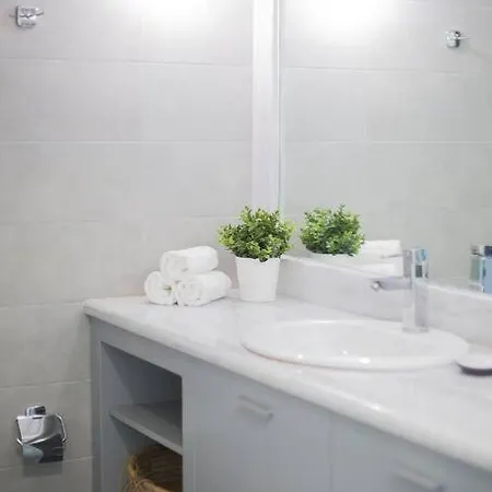Ippokrateio Stylish City Loft Free Parking * Салоники