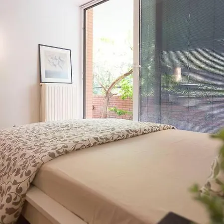 Апартаменты Ippokrateio Stylish City Loft Free Parking
